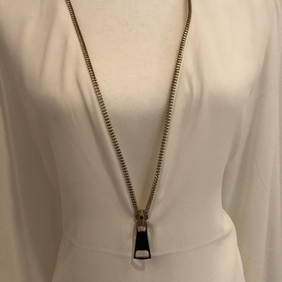 Light weight summer top white zipper blouse - Picture 2 of 6
